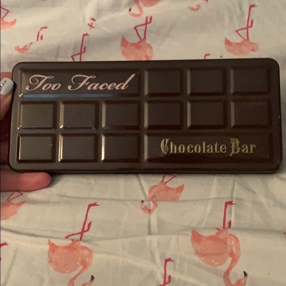 Too Faced chocolate bar palette - Picture 2 of 2
